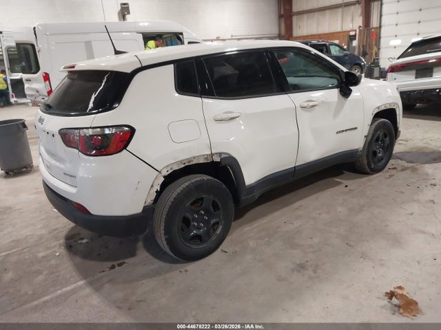 44678222 :رقم المزاد ، 3C4NJDAB0JT248859 vin ، 2018 Jeep Compass Sport 4x4 مزاد بيع