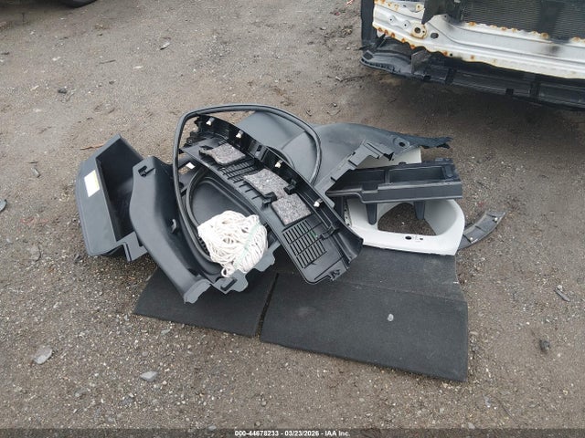 Toyota Rav4 Limited 2015 JTMDFREV7FJ014473 Image 12
