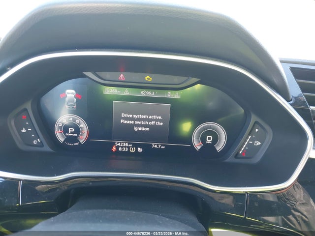 2020 Audi Q3 Premium Plus 45 Tfsi S Line Quattro Tiptronic მანქანა იყიდება აუქციონზე, vin: WA1EECF30L1005900, აუქციონის ნომერი: 44678236