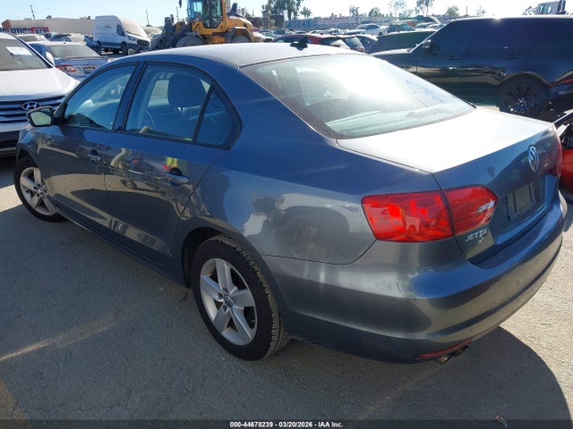 2012 Volkswagen Jetta 2.0l Tdi მანქანა იყიდება აუქციონზე, vin: 3VWLL7AJ7CM428229, აუქციონის ნომერი: 44678239