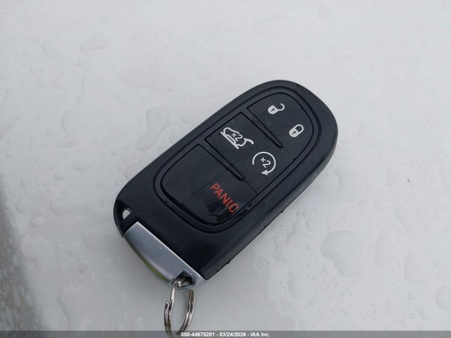 2019 Jeep Cherokee Latitude Plus 4x4 მანქანა იყიდება აუქციონზე, vin: 1C4PJMLXXKD237456, აუქციონის ნომერი: 44678281