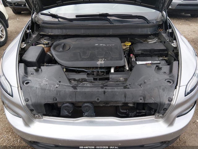 2014 Jeep Cherokee Latitude მანქანა იყიდება აუქციონზე, vin: 1C4PJLCS5EW265589, აუქციონის ნომერი: 44678288