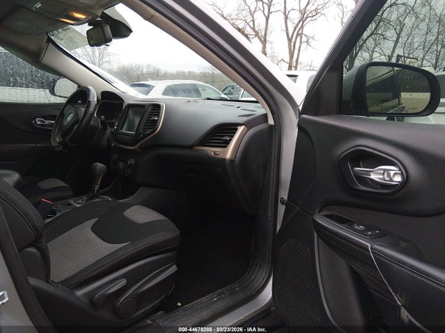 2014 Jeep Cherokee Latitude მანქანა იყიდება აუქციონზე, vin: 1C4PJLCS5EW265589, აუქციონის ნომერი: 44678288