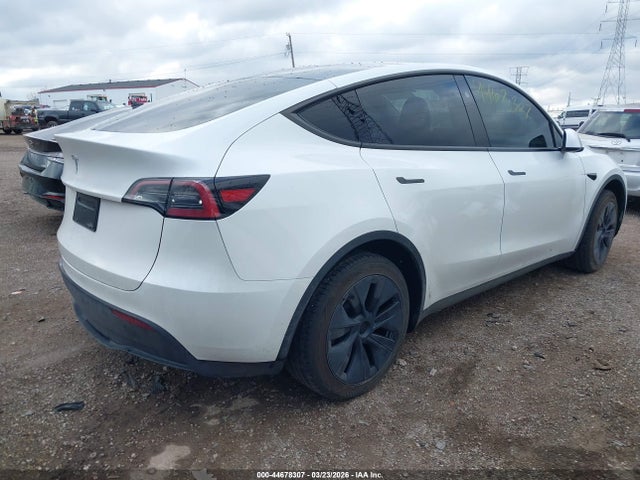 Продаж на аукціоні авто 2024 Tesla Model Y Long Range Single Motor Rear-wheel Drive/rwd, vin: 7SAYGDED2RF129781, номер лоту: 44678307