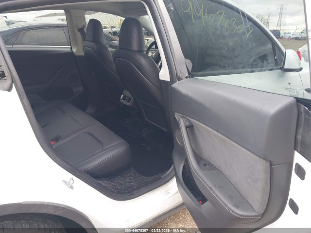 Продаж на аукціоні авто 2024 Tesla Model Y Long Range Single Motor Rear-wheel Drive/rwd, vin: 7SAYGDED2RF129781, номер лоту: 44678307