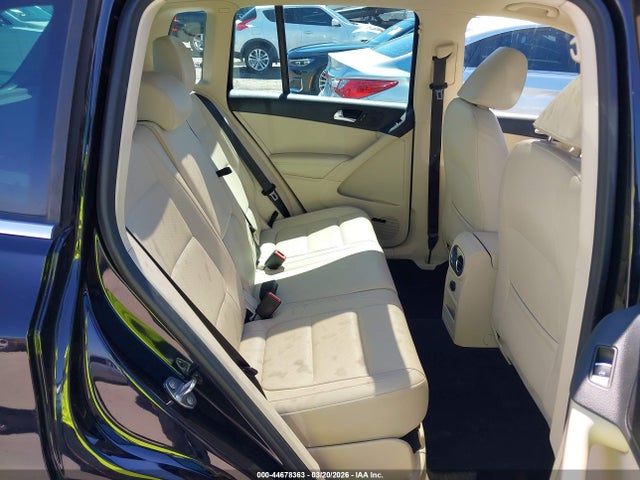WVGAV3AX8EW569648 Volkswagen Tiguan Sel