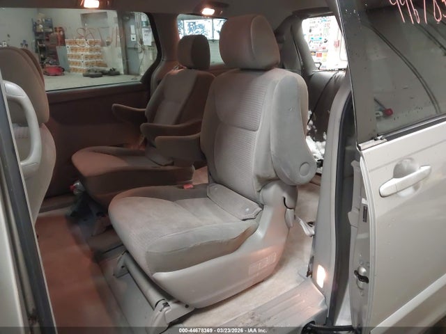 Aukcja sprzedaży 2006 Toyota Sienna Le, vin: 5TDZA23C26S389591, numer aukcji: 44678369
