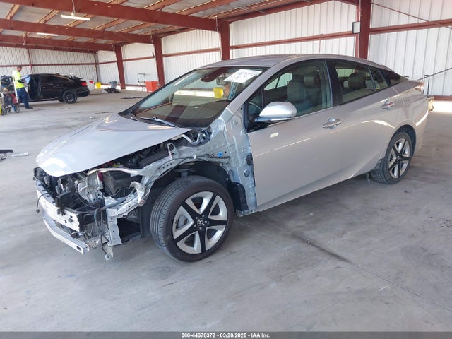 Toyota Prius Four Touring 2016 JTDKARFU4G3022550 Image 2