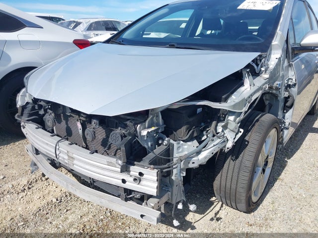 Toyota Prius Four Touring 2016 JTDKARFU4G3022550 Image 6