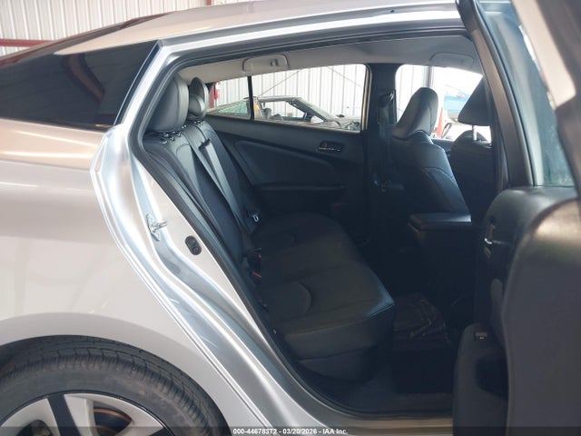 Toyota Prius Four Touring 2016 JTDKARFU4G3022550 Image 8