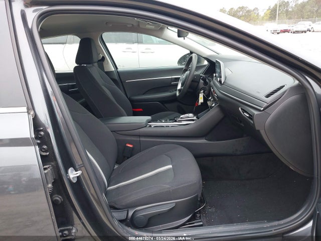 KMHL24JA1PA330333 Hyundai SONATA SE