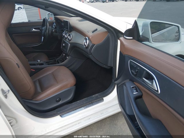 2014 MERCEDES-BENZ CLA 250 WDDSJ4EB6EN094473 Photo 4