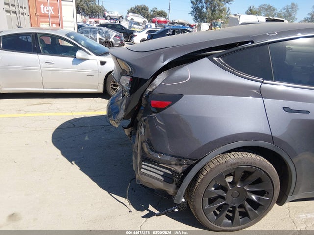5YJYGDEE6MF277303 Tesla Model Y Long Range Dual Motor All-wheel Drive