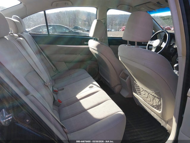 44678480 :رقم المزاد ، 4S3BMBC68D3035432 vin ، 2013 Subaru Legacy 2.5i Premium مزاد بيع