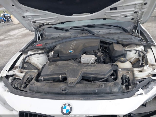 2015 Bmw 328i Xdrive მანქანა იყიდება აუქციონზე, vin: WBA3B3G58FNT18726, აუქციონის ნომერი: 44678485