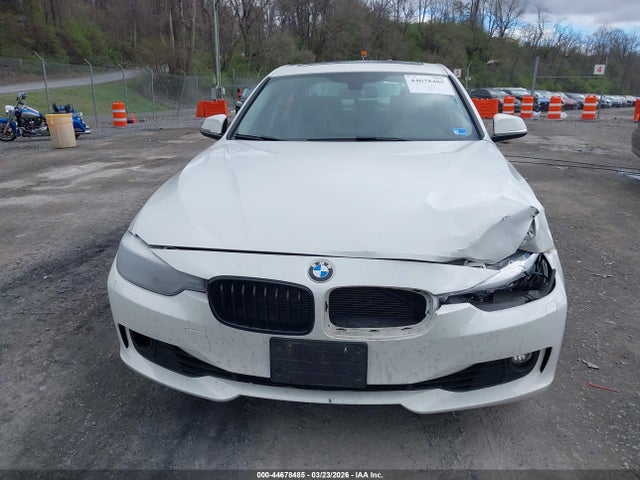 2015 Bmw 328i Xdrive მანქანა იყიდება აუქციონზე, vin: WBA3B3G58FNT18726, აუქციონის ნომერი: 44678485