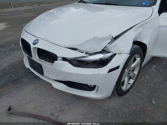 2015 Bmw 328i Xdrive მანქანა იყიდება აუქციონზე, vin: WBA3B3G58FNT18726, აუქციონის ნომერი: 44678485