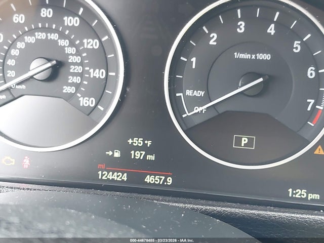 2015 Bmw 328i Xdrive მანქანა იყიდება აუქციონზე, vin: WBA3B3G58FNT18726, აუქციონის ნომერი: 44678485
