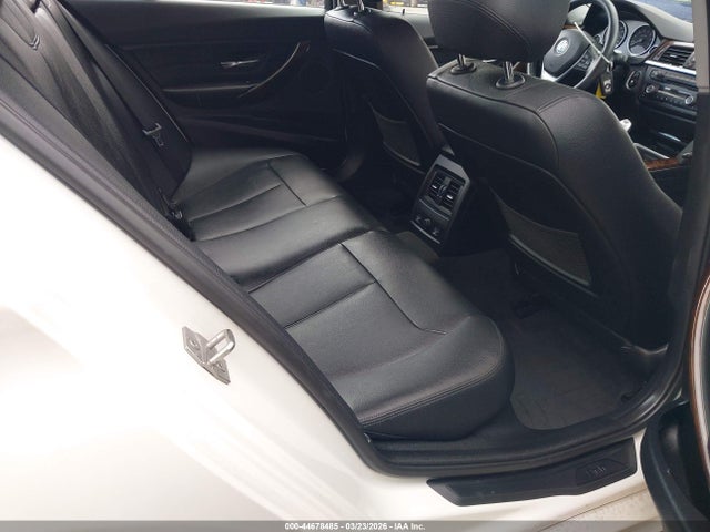 2015 Bmw 328i Xdrive მანქანა იყიდება აუქციონზე, vin: WBA3B3G58FNT18726, აუქციონის ნომერი: 44678485