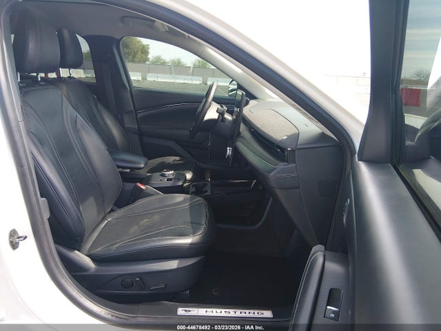 3FMTK3SU8MMA05969 Ford Mustang Mach-e Premium