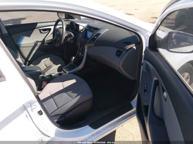 2016 HYUNDAI ELANTRA 5NPDH4AE7GH694596 Photo 4