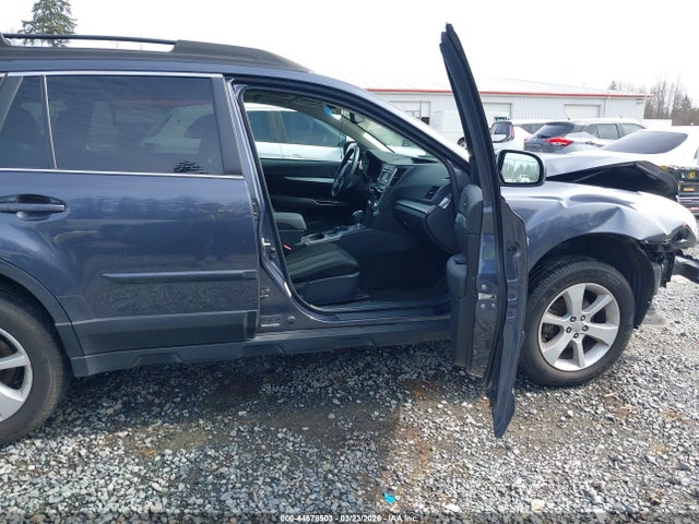 4S4BRBDC1E3300209 Subaru Outback 2.5i Premium
