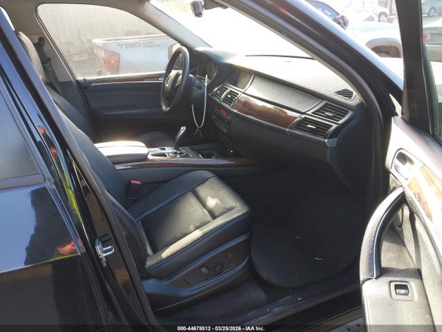 Продажа на аукционе авто 2011 Bmw X5 Xdrive35i/xdrive35i Premium/xdrive35i Sport Activity, vin: 5UXZV4C5XBL404947, номер лота: 44678512