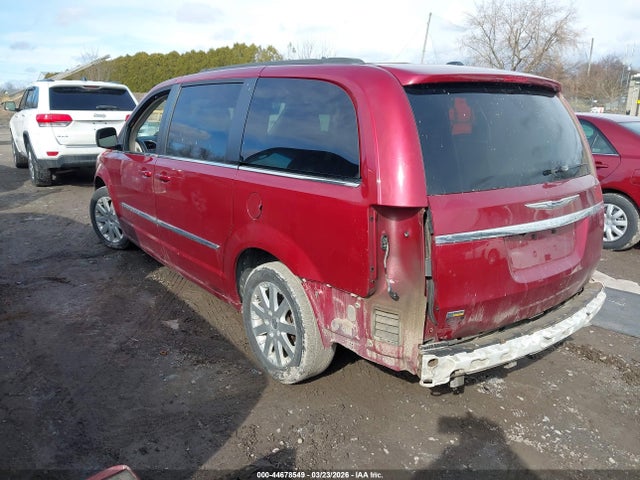2016 CHRYSLER TOWN & COUNTRY 2C4RC1BGXGR187116 Photo 2