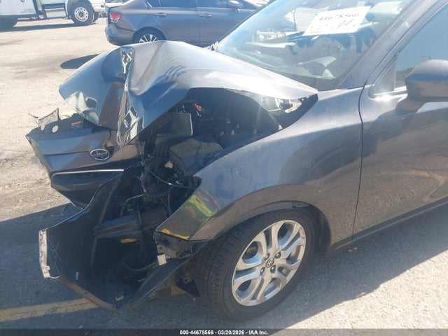 3MYDLBZV8GY118141 Scion IA