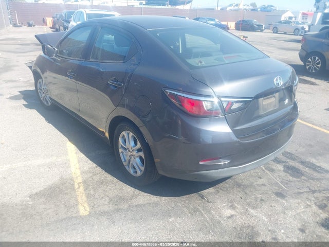 3MYDLBZV8GY118141 Scion IA