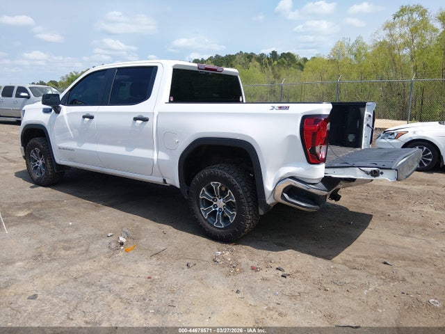 2023 GMC SIERRA 1500 1GTUUAED3PZ302816 Photo 2
