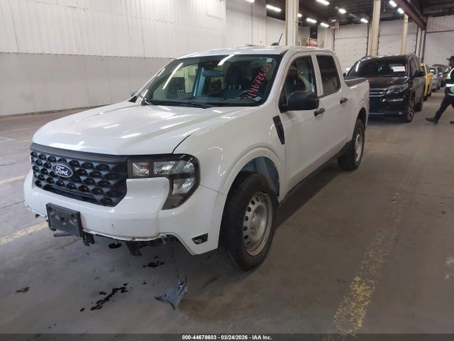 3FTTW8B33SRA10493 Ford Maverick Xl