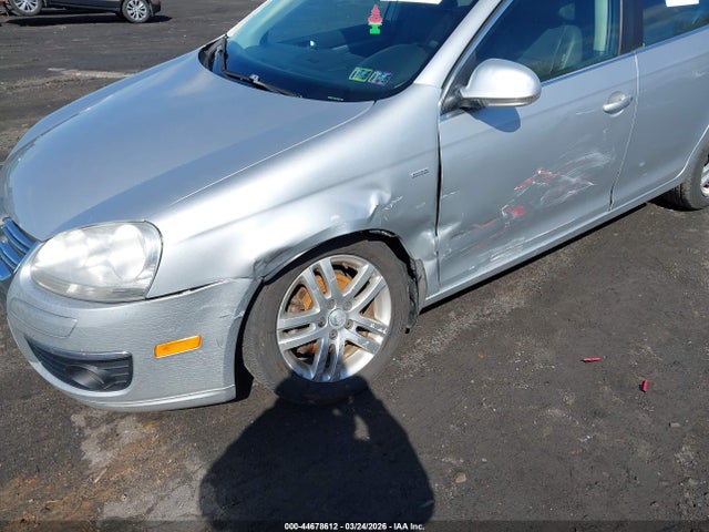 44678612 :رقم المزاد ، 3VWEF71KX7M067707 vin ، 2007 Volkswagen Jetta Wolfsburg Edition مزاد بيع