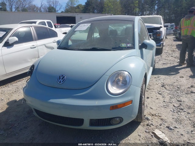 44678615 :رقم المزاد ، 3VWRG3AG1AM028790 vin ، 2010 Volkswagen New Beetle 2.5l Final Edition مزاد بيع