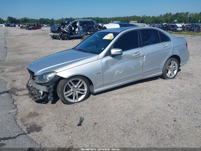Продажа на аукционе авто 2012 Mercedes-benz C 250 Sport, vin: WDDGF4HB6CR212675, номер лота: 44678618