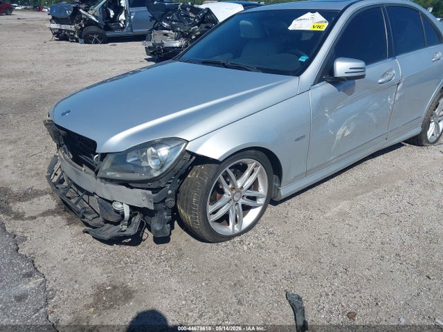 Продажа на аукционе авто 2012 Mercedes-benz C 250 Sport, vin: WDDGF4HB6CR212675, номер лота: 44678618