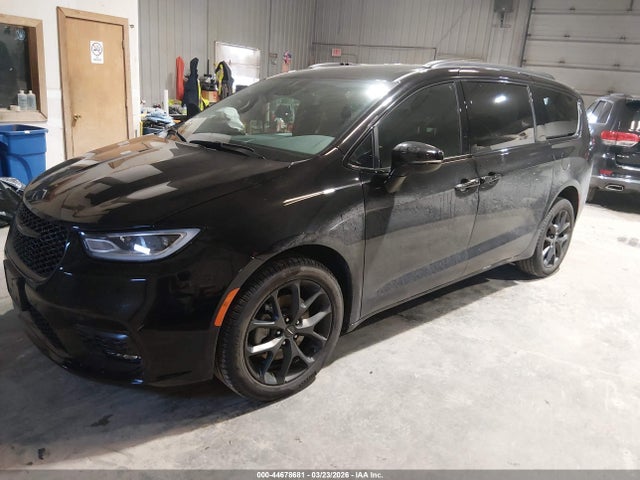 Продажа на аукционе авто 2024 Chrysler Pacifica Touring L Awd, vin: 2C4RC3BG3RR153971, номер лота: 44678681