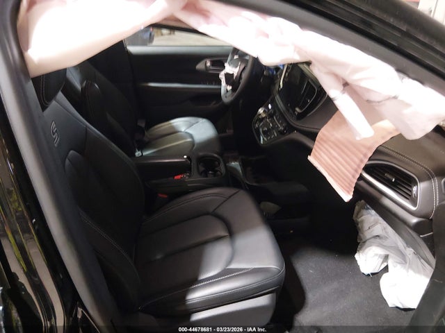 Продажа на аукционе авто 2024 Chrysler Pacifica Touring L Awd, vin: 2C4RC3BG3RR153971, номер лота: 44678681