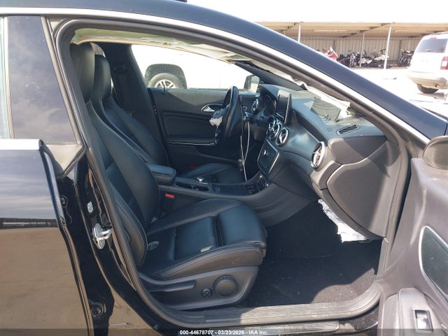 2016 MERCEDES-BENZ CLA 250 WDDSJ4EB0GN314595 Photo 4