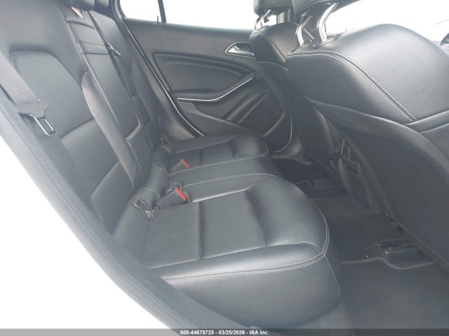 44678725 :رقم المزاد ، W1NTG4EBXLU040151 vin ، 2020 Mercedes-benz Gla 250 مزاد بيع