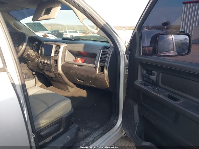 2013 RAM 1500 1C6RR6FT3DS666420 Photo 4