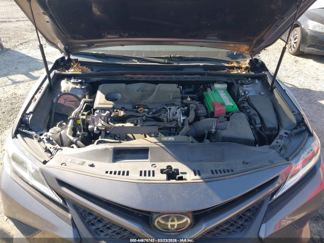4T1B11HK7JU122412 Toyota CAMRY SE