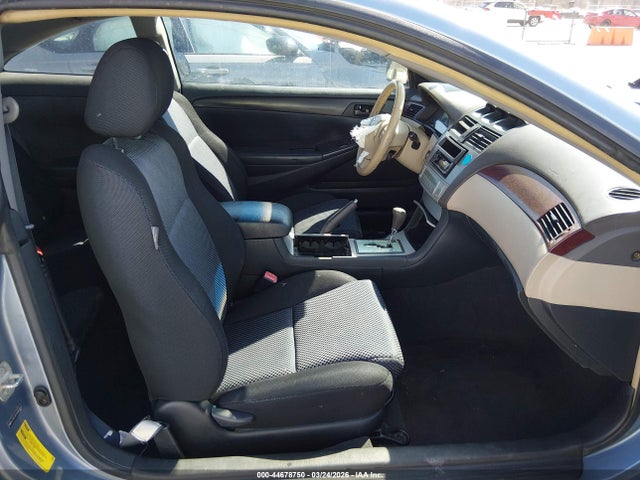 44678750 :رقم المزاد ، 4T1CE38P35U973533 vin ، 2005 Toyota Camry Solara Sle مزاد بيع