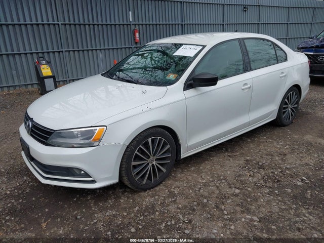 44678756 :رقم المزاد ، 3VWD17AJ5GM236811 vin ، 2016 Volkswagen Jetta 1.8t Sport مزاد بيع