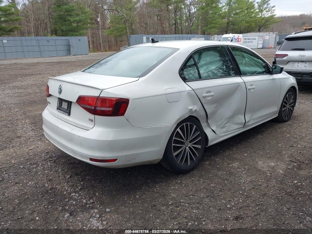 44678756 :رقم المزاد ، 3VWD17AJ5GM236811 vin ، 2016 Volkswagen Jetta 1.8t Sport مزاد بيع