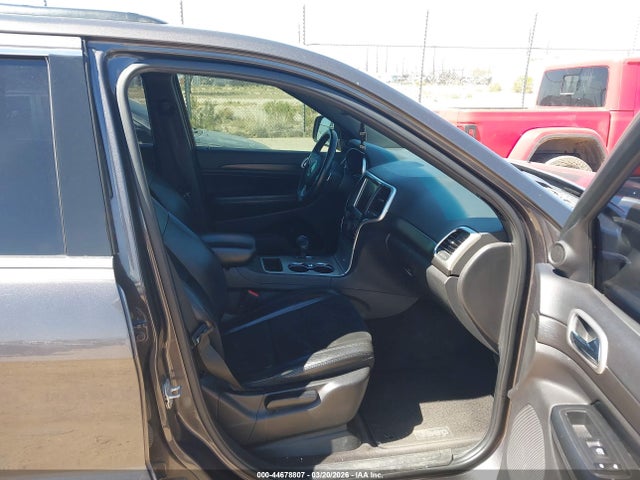 1C4RJEAG4FC174996 Jeep Grand Cherokee Altitude