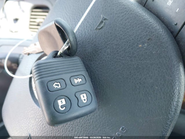 Продажа на аукционе авто 2008 Mercury Grand Marquis Gs, vin: 2MEFM74V48X631245, номер лота: 44678866