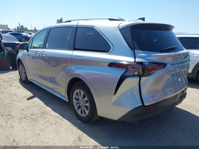 5TDJRKECXSS284438 Toyota SIENNA XLE