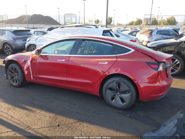Продаж на аукціоні авто 2018 Tesla Model 3 Long Range/mid Range, vin: 5YJ3E1EAXJF051756, номер лоту: 44678872
