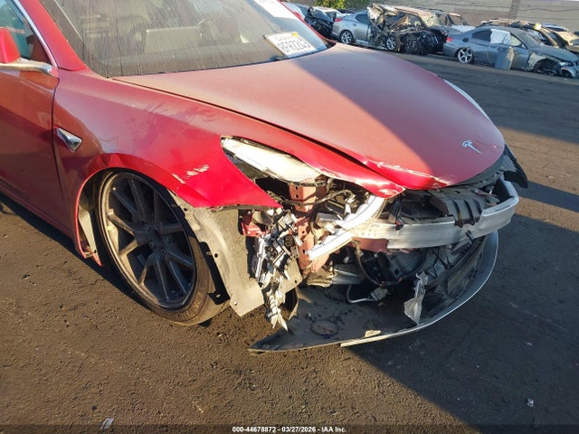 Продаж на аукціоні авто 2018 Tesla Model 3 Long Range/mid Range, vin: 5YJ3E1EAXJF051756, номер лоту: 44678872